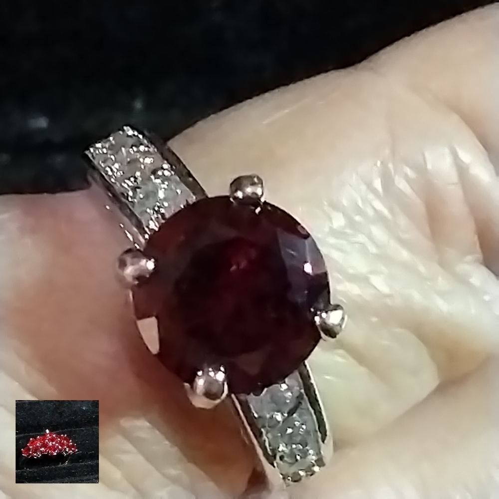 MARKED-14-K WHITE GOLD, MOZAMBIQUE GARNET,  WHITE SAPPHIRES. SZ-6.-1/2 .
